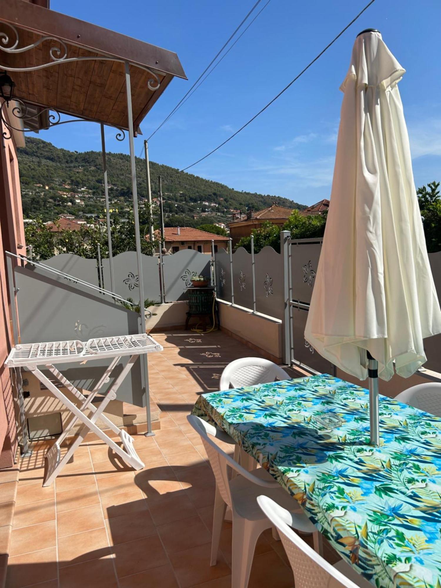 Villa Casa Marisa à Camporosso  Extérieur photo